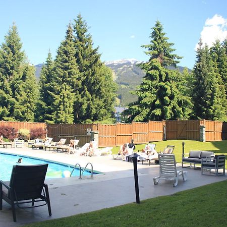 Spring Summer Special Cascade Lodge Suite Wifi 2 Hot Tubs Pool Gym Sauna Ski & Bike Storage Room Уистлер Экстерьер фото